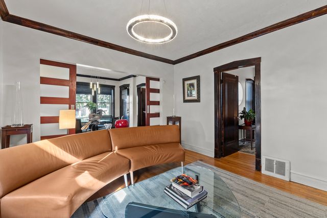 3825 Kenilworth Avenue, Berwyn, IL 60402