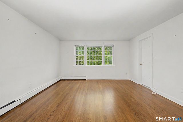5 Bayside Terrace, Greenwich, CT 06878