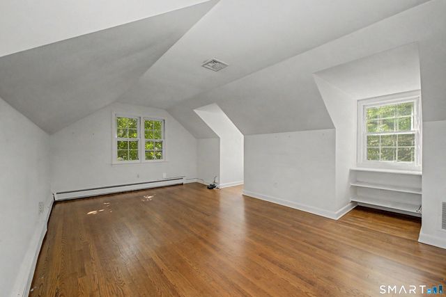 5 Bayside Terrace, Greenwich, CT 06878