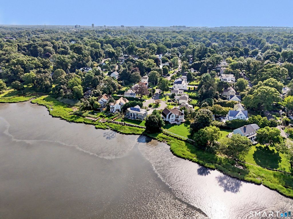 5 Bayside Terrace, Greenwich, CT 06878