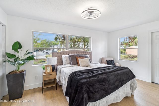3042 Plummer Circle, Melbourne, FL 32901