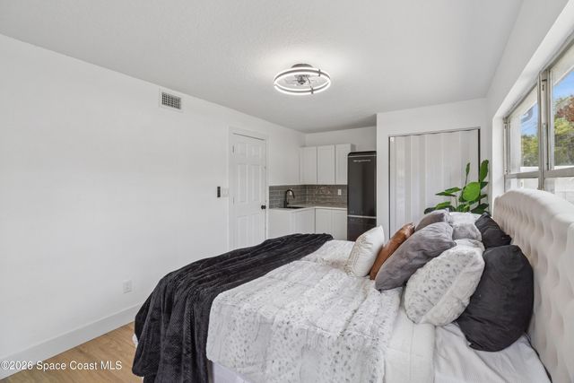 3042 Plummer Circle, Melbourne, FL 32901
