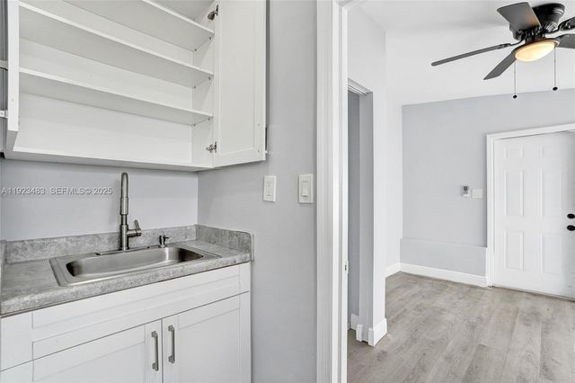 3633 SW 12th Ct 1, Fort Lauderdale, FL 33312