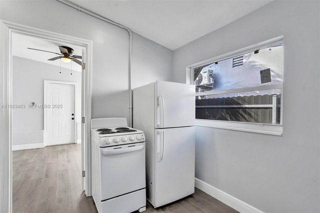 3633 SW 12th Ct 1, Fort Lauderdale, FL 33312