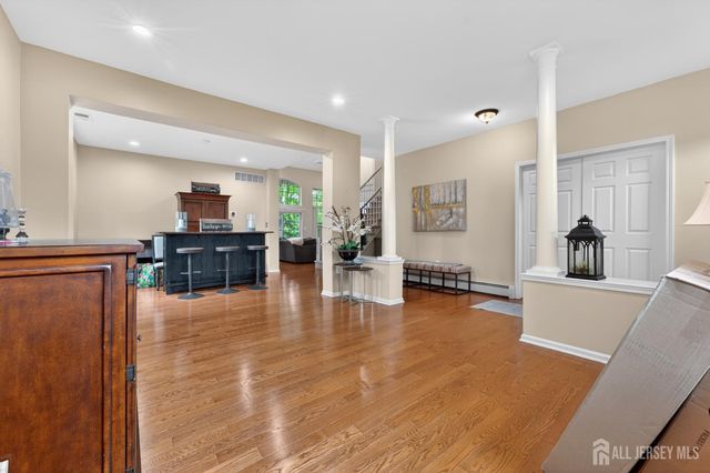 30 Narrows Way, Monroe, NJ 08831