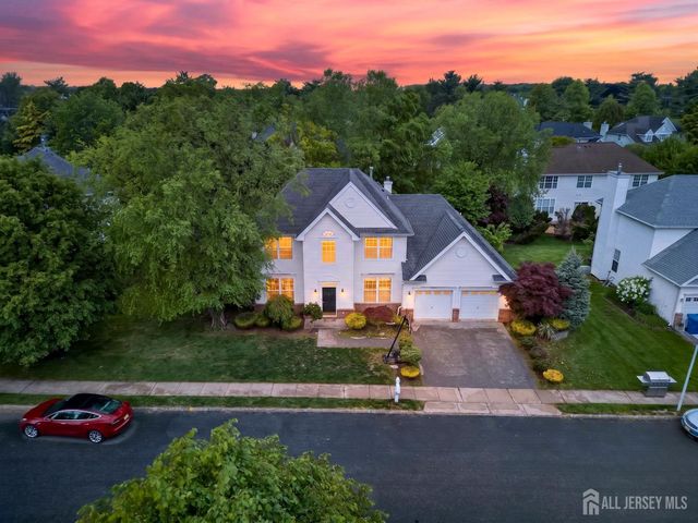 30 Narrows Way, Monroe, NJ 08831