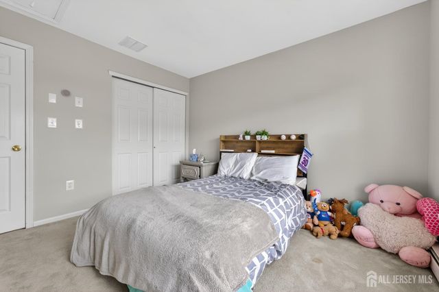 30 Narrows Way, Monroe, NJ 08831