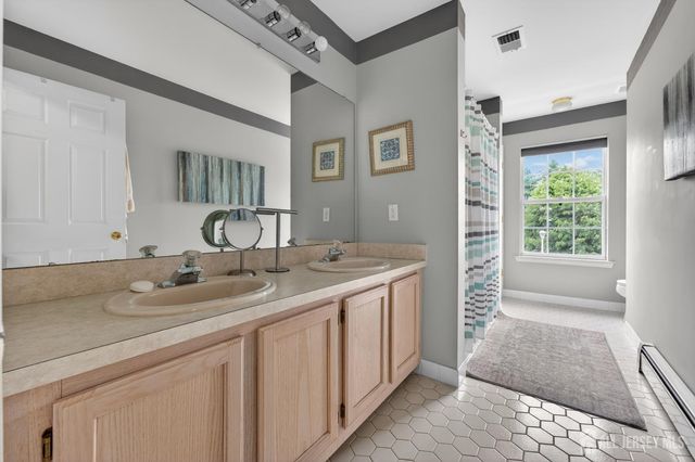 30 Narrows Way, Monroe, NJ 08831