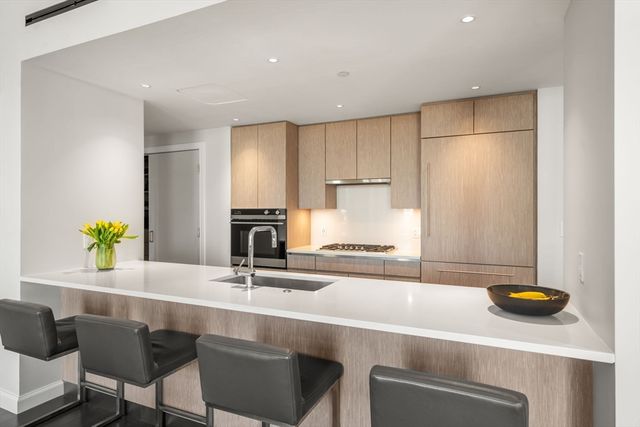 43 Westland Ave 712, Boston, MA 02115