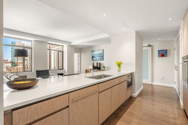 43 Westland Ave 712, Boston, MA 02115