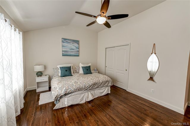 456 Pine Acres Boulevard, Brightwaters, NY 11718