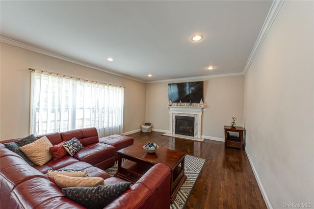 456 Pine Acres Boulevard, Brightwaters, NY 11718