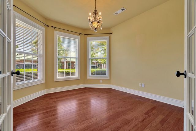 6872 Young Farm Avenue, Springdale, AR 72762