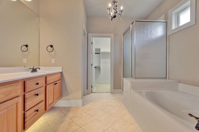 6872 Young Farm Avenue, Springdale, AR 72762