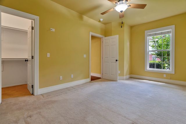6872 Young Farm Avenue, Springdale, AR 72762