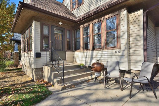 5600 W Notre Dame COURT, Milwaukee, WI 53208