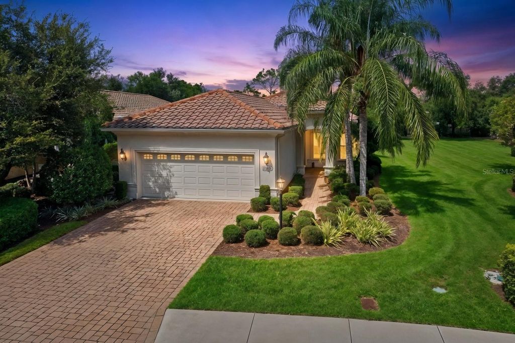 Image 1 of property listing at 7118 WESTHILL COURT, Bradenton, FL 34202