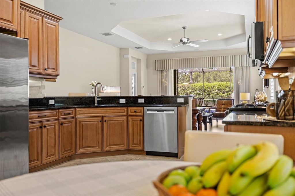 Image 31 of property listing at 7118 WESTHILL COURT, Bradenton, FL 34202
