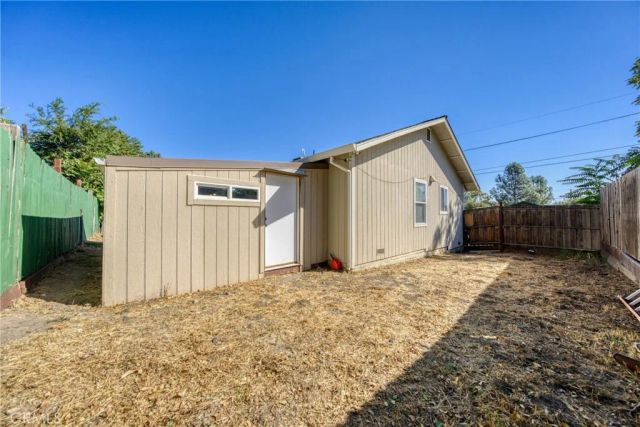 3593 Peony Street, Clearlake, CA 95422