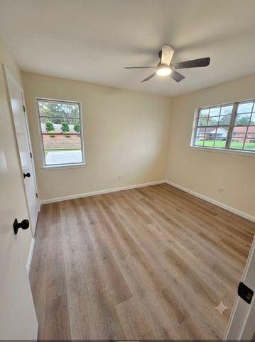 3442 Woodhaven Lane, Shreveport, LA 71108