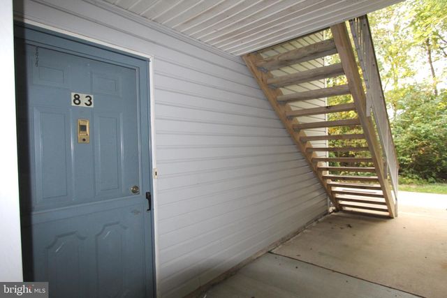 83 WILLOW CT, Trenton, NJ 08619