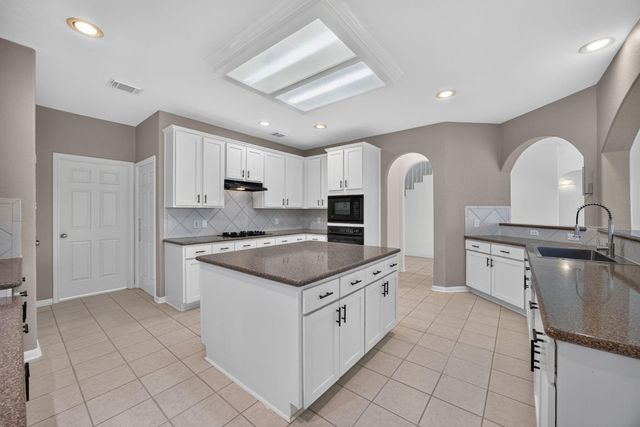 5326 Hanneck Valley Lane, Katy, TX 77450