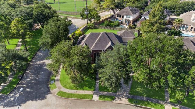 5326 Hanneck Valley Lane, Katy, TX 77450