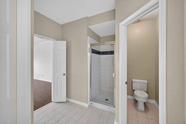 5326 Hanneck Valley Lane, Katy, TX 77450