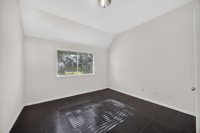 5326 Hanneck Valley Lane, Katy, TX 77450
