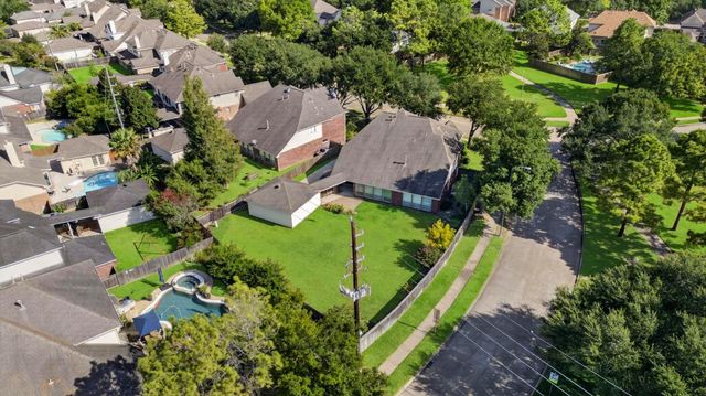 5326 Hanneck Valley Lane, Katy, TX 77450
