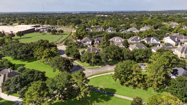 5326 Hanneck Valley Lane, Katy, TX 77450