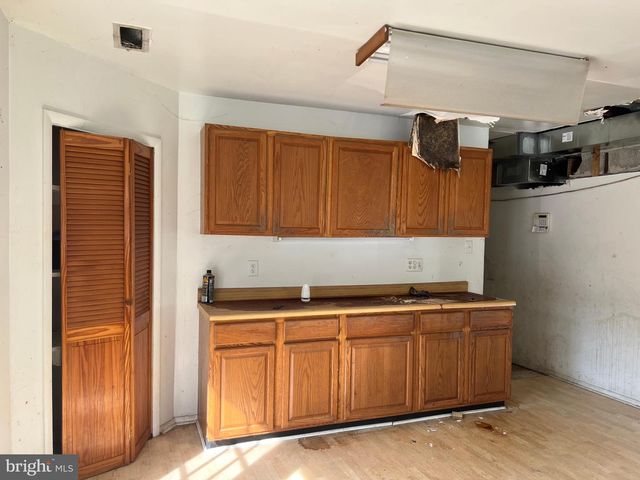6705 BUMPY OAK RD, La Plata, MD 20646
