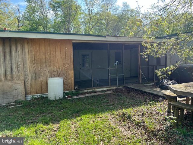 6705 BUMPY OAK RD, La Plata, MD 20646