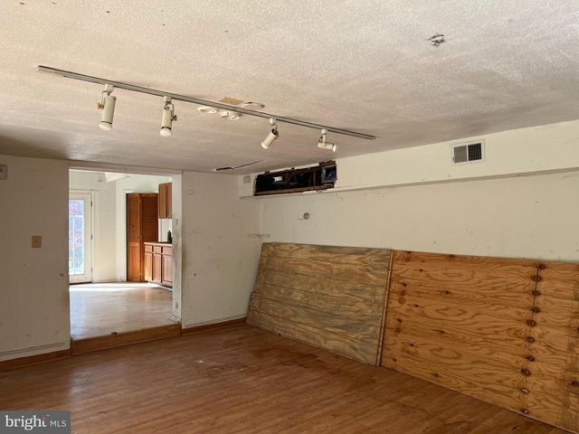 6705 BUMPY OAK RD, La Plata, MD 20646