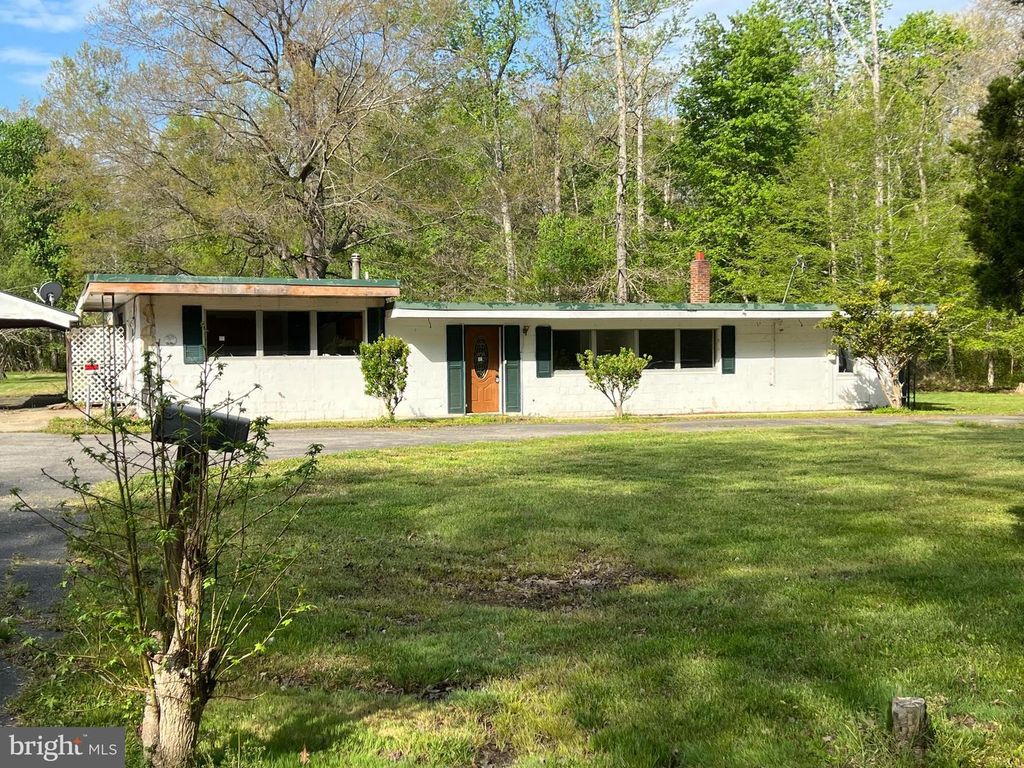 6705 BUMPY OAK RD, La Plata, MD 20646