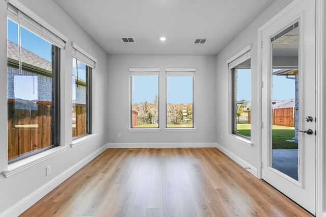 522 Bull Street, Oak Point, TX 75068