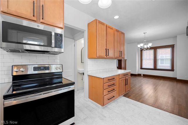1138 W 6th Street, Lorain, OH 44052