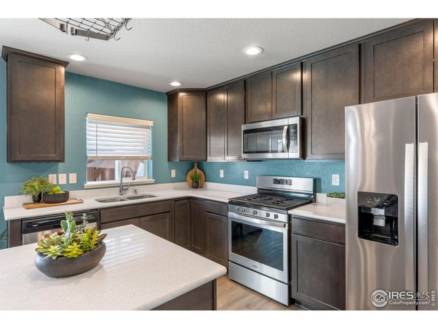 4527 Longmead Dr, Windsor, CO 80550