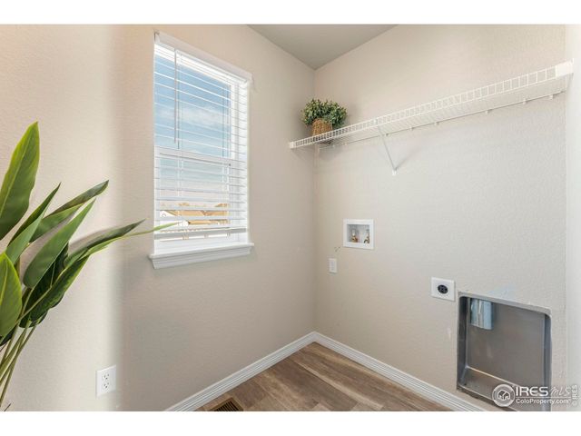 4527 Longmead Dr, Windsor, CO 80550