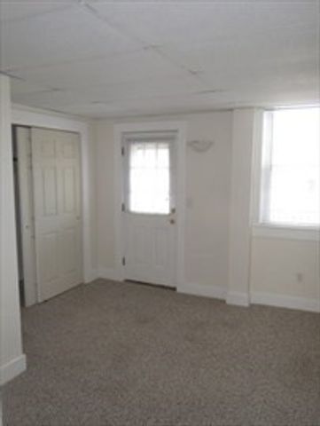 1504 Concord St 1R, Framingham, MA 01701