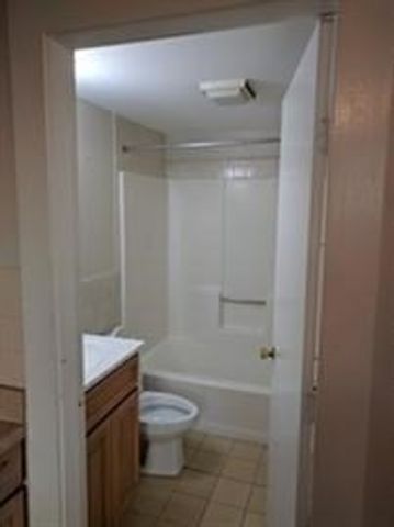1504 Concord St 1R, Framingham, MA 01701