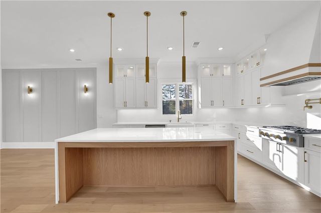 2875 Caney Parc Way, Cumming, GA 30041