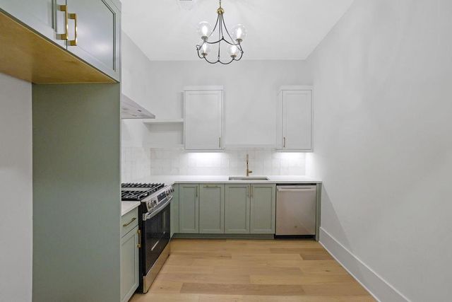 2875 Caney Parc Way, Cumming, GA 30041