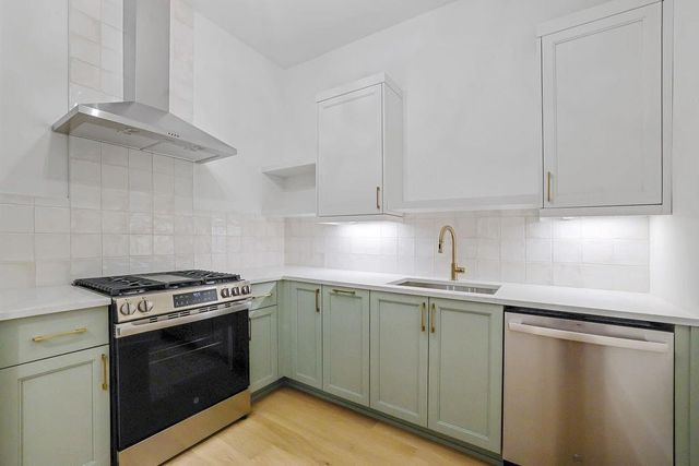 2875 Caney Parc Way, Cumming, GA 30041