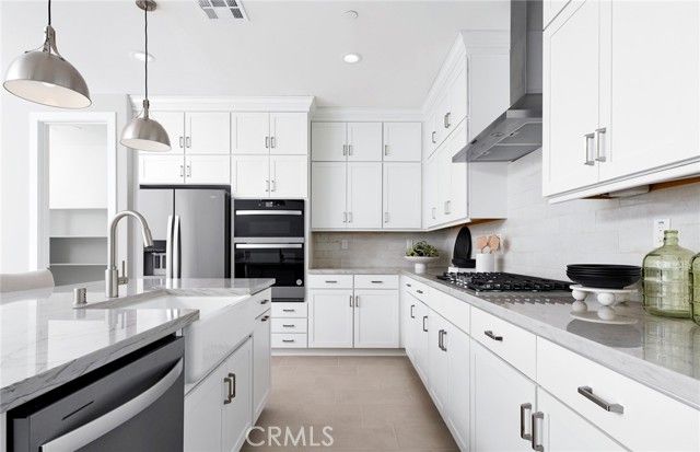 4033 Hudson Lane, Lake Elsinore, CA 92530