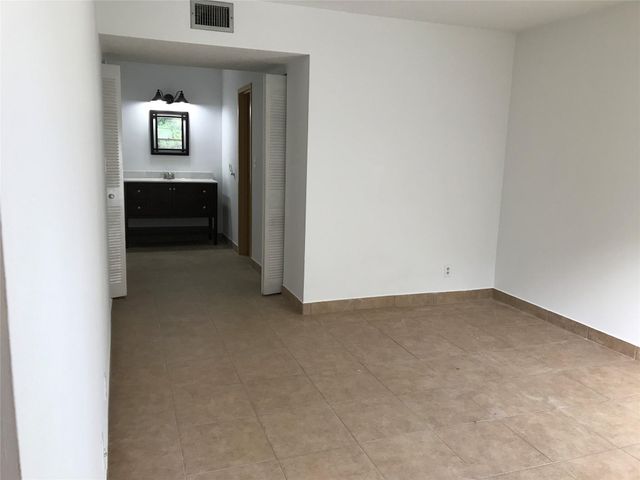 4394 NW 9th Ave 21-3A, Deerfield Beach, FL 33064