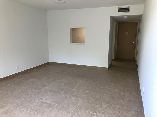 4394 NW 9th Ave 21-3A, Deerfield Beach, FL 33064