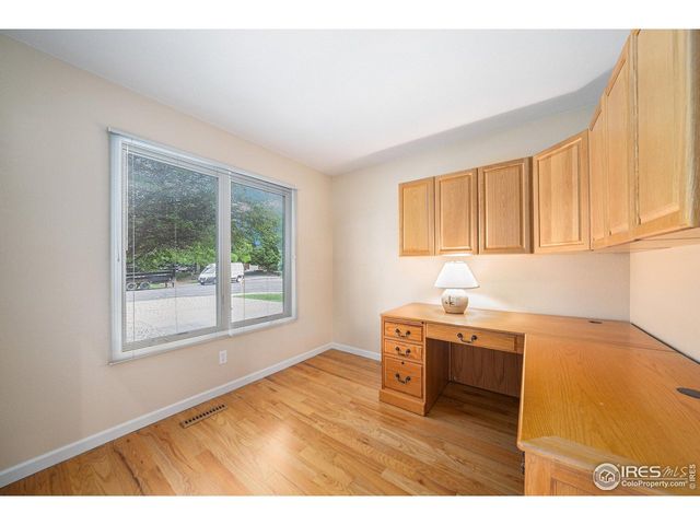 7902 Whitney Ct, Fort Collins, CO 80525