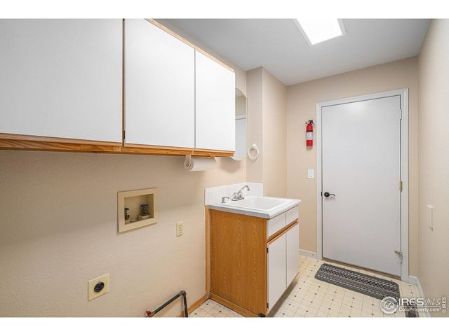 7902 Whitney Ct, Fort Collins, CO 80525