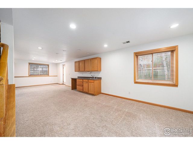 7902 Whitney Ct, Fort Collins, CO 80525